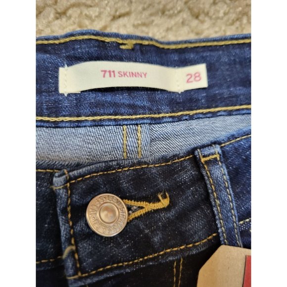 Levi's 711 Distressed Dark Wash Skinny Jeans size 28/6, NWT - Picture 4 of 6